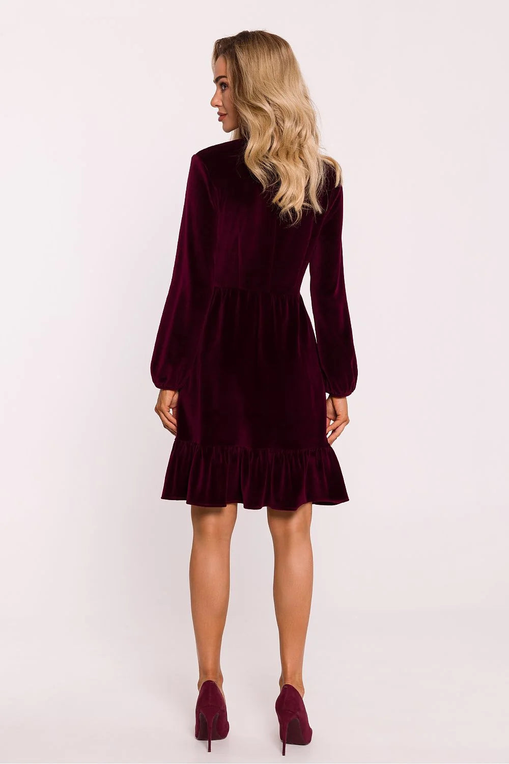 Robe de jour élégante en velours bordeaux manches longues décolleté V taille cintrée volant à l'ourlet femmes