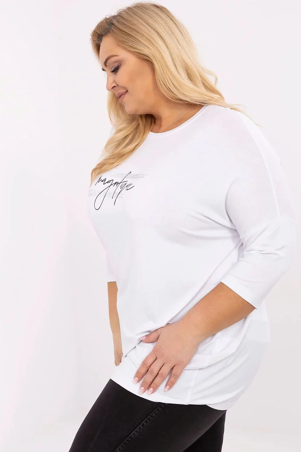 Haut pour femmes décontracté couleur blanche pure tissu léger confortable manches longues encolure ronde inscription magnifique cursives noires
