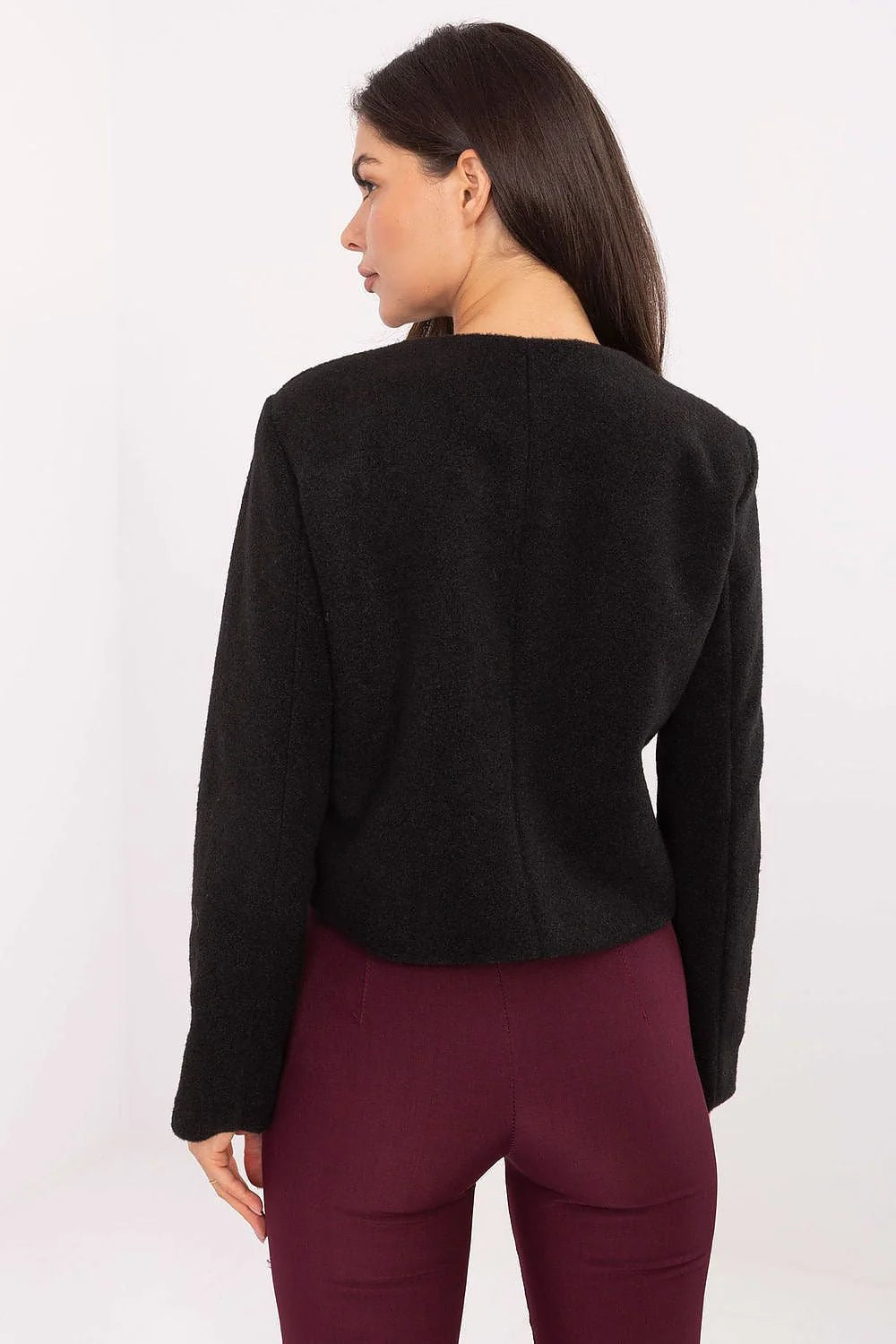 blazer femme court chanelienne bouclé noir coupe droite col rond boutons dorés poches rabat manches longues doublée polyester