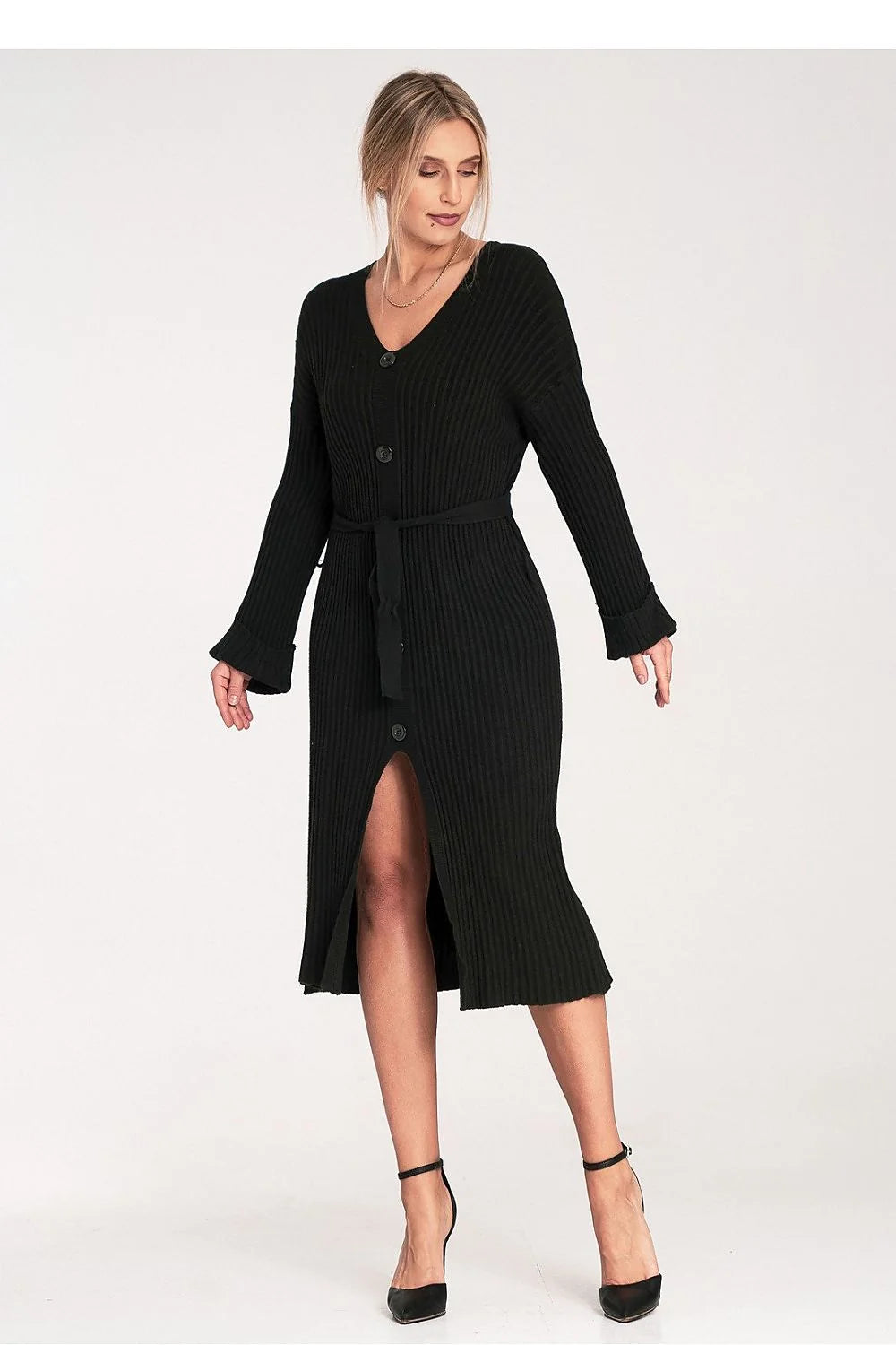 robe cardigan midi maille côtelée noire encolure V boutonnée manches longues ceinture nouée fente centrale tricot extensible ajustée