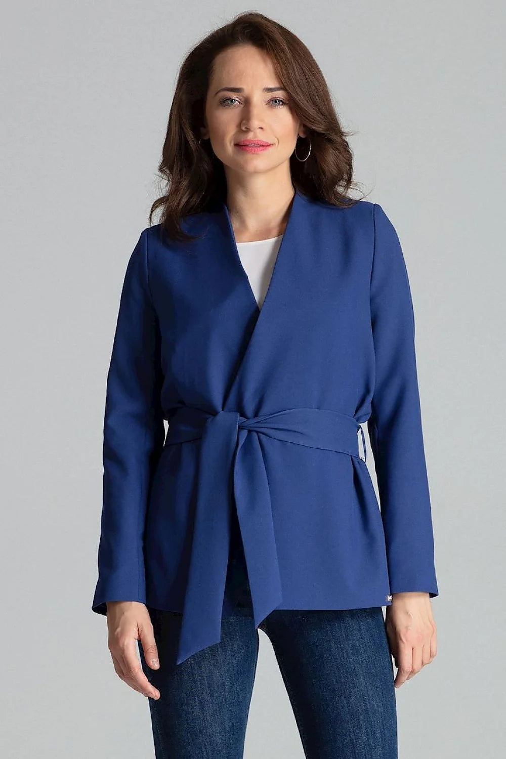 Ensemble tailleur femme polyester beige élégant ceinture ajustable style professionnel moderne pour occasions spéciales