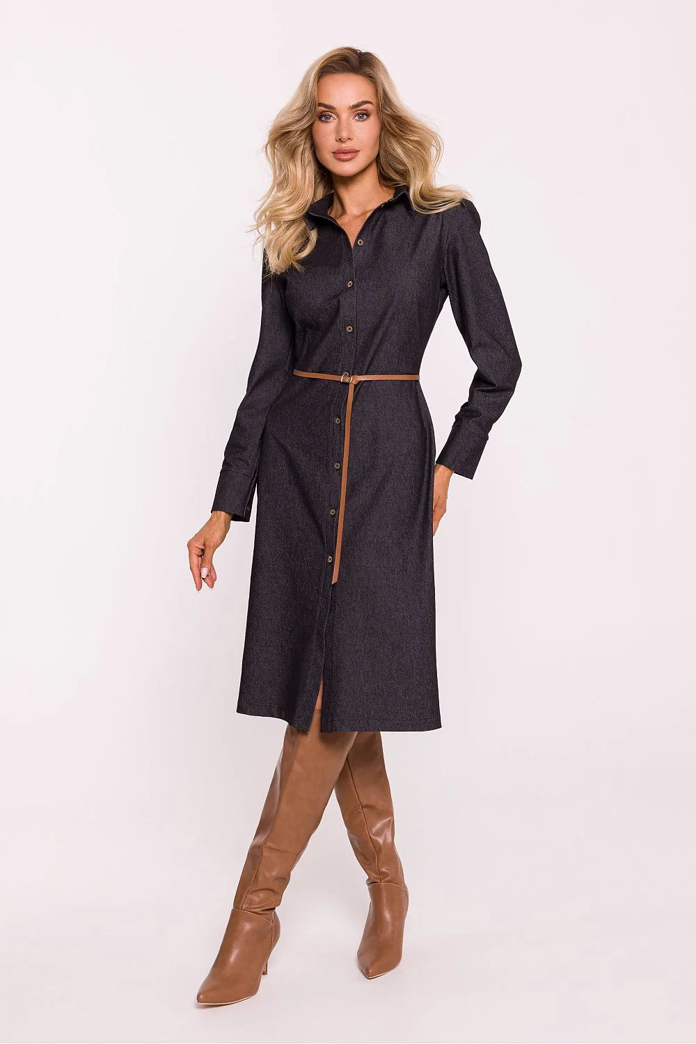Robe chemisier classique manches longues fermeture à boutons ceinture incluse couleur noire matière coton femme