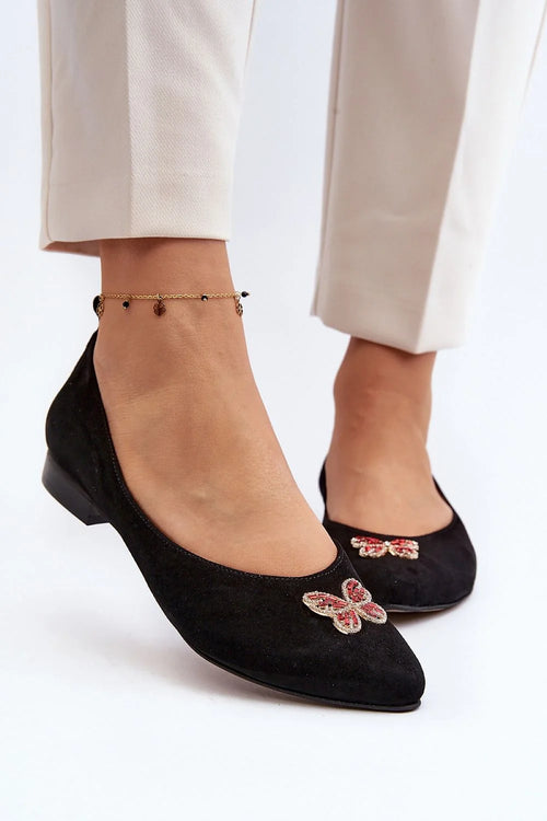 ballerines suédine daim naturel noir bout amande slipon talon plat maintien confortable papillon brodé perles strass rouge doré chic polyvalent