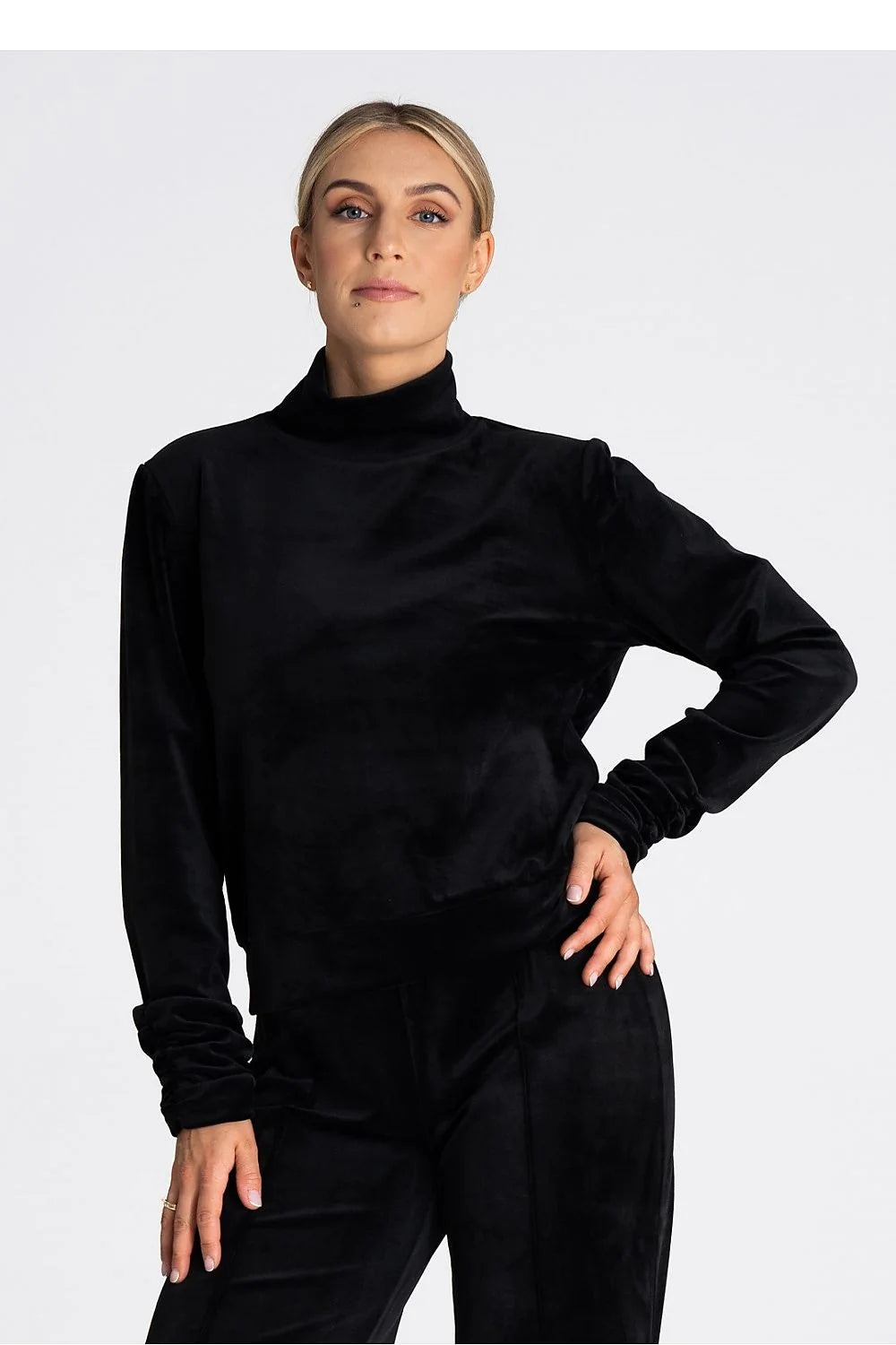 ensemble velours noir col montant manches longues taille haute jupe cheville coupe décontractée douce brillante élégante sophistiquée