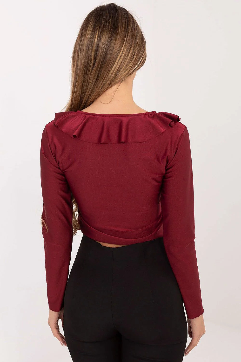 blouse femme bordeaux élégante courte ajustée col plongeant manches longues volants cascade nouée devant légère stretch drapé romantique