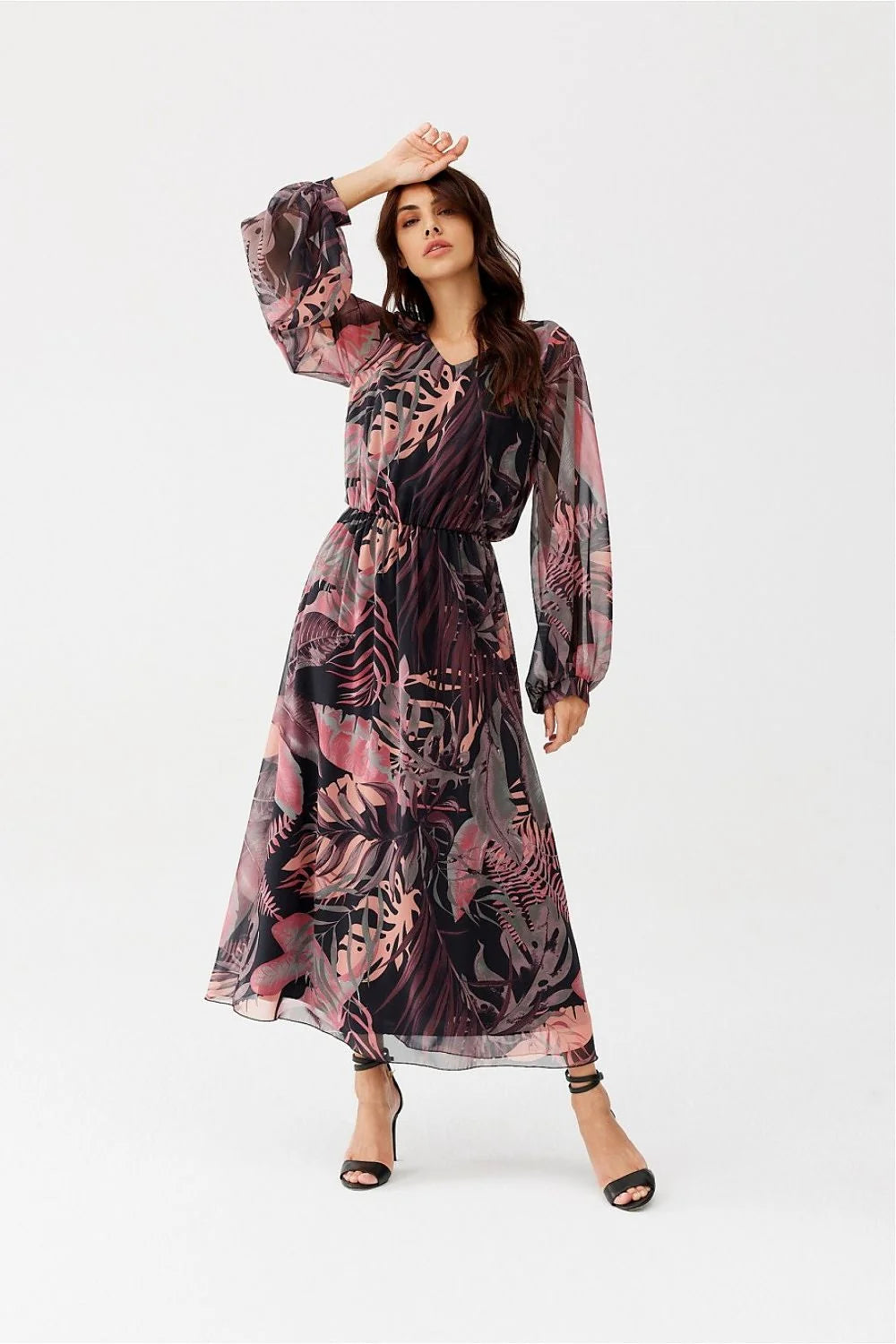 Robe Ariela longue mousseline de soie motifs tropicaux manches longues en V taille ajustable femme