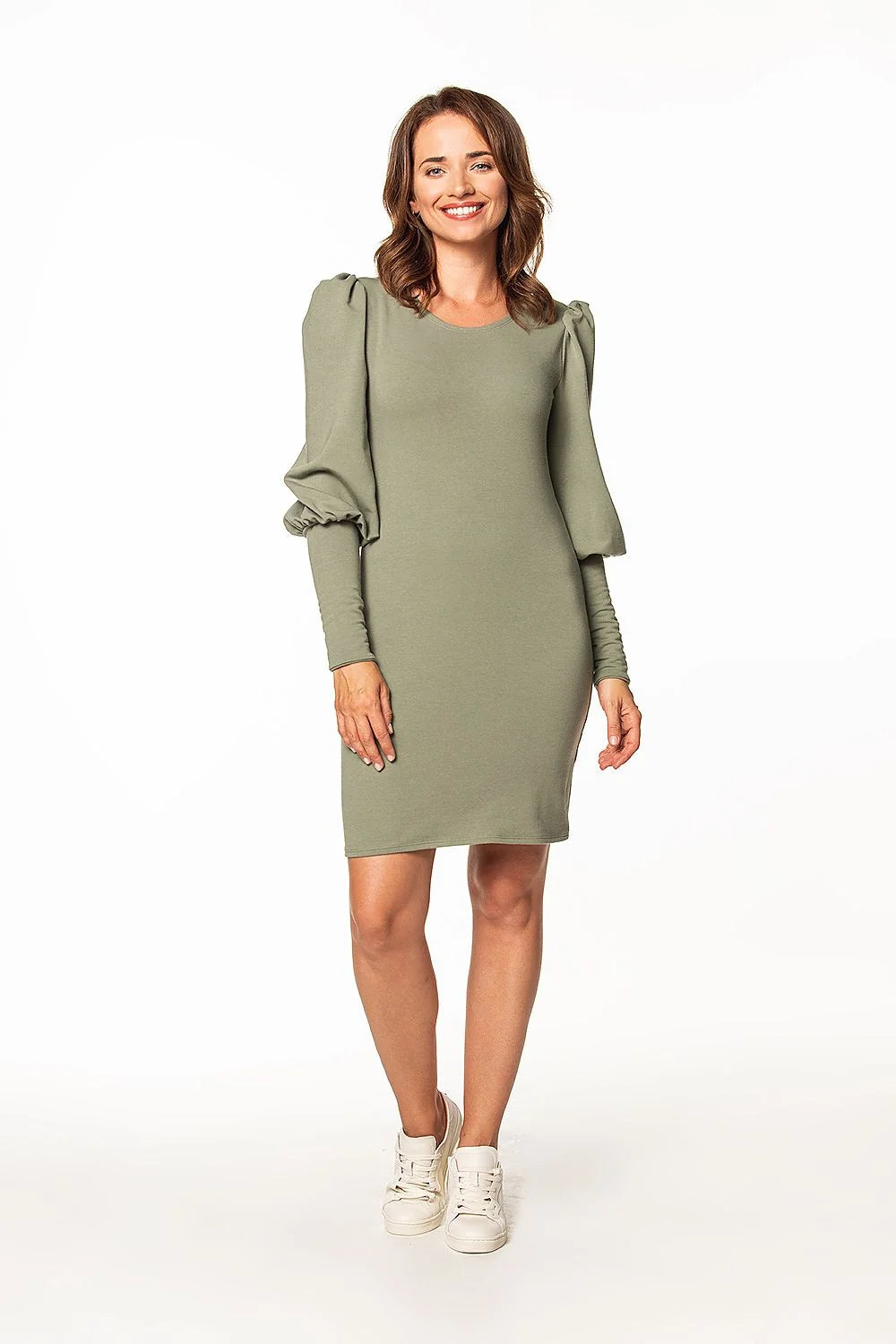 Robe de jour chic moderne jersey kaki manches longues épaules froncées taille ajustable femme