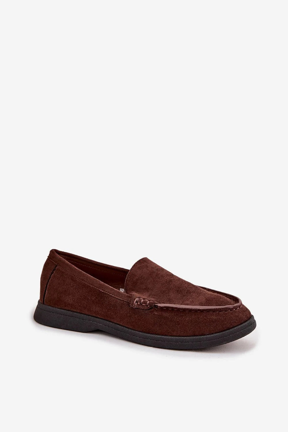 mocassins femme écosuède souple marron chocolat slipon rond surpiqûres galon verni semelle caoutchouc plate couture élégante chic décontracté bureau confortable