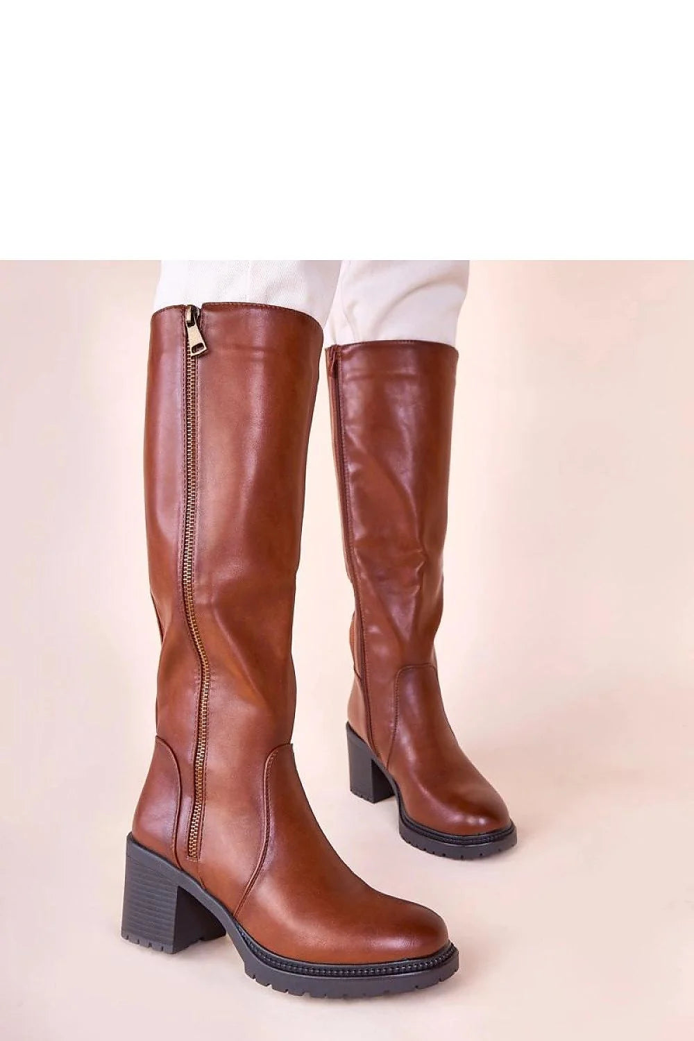 bottes montantes femme talon bloc moyen carré bout rond cognac cuir synthétique insert élastique Akia semelle crantée antidérapante