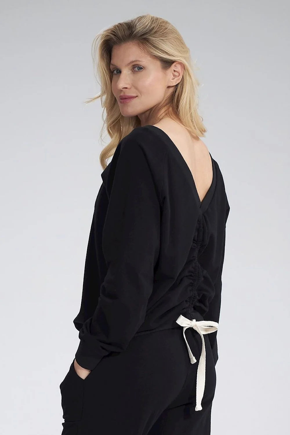 Sweatshirt femme en coton V-neck manches longues noir dos ruban décoratif confortable
