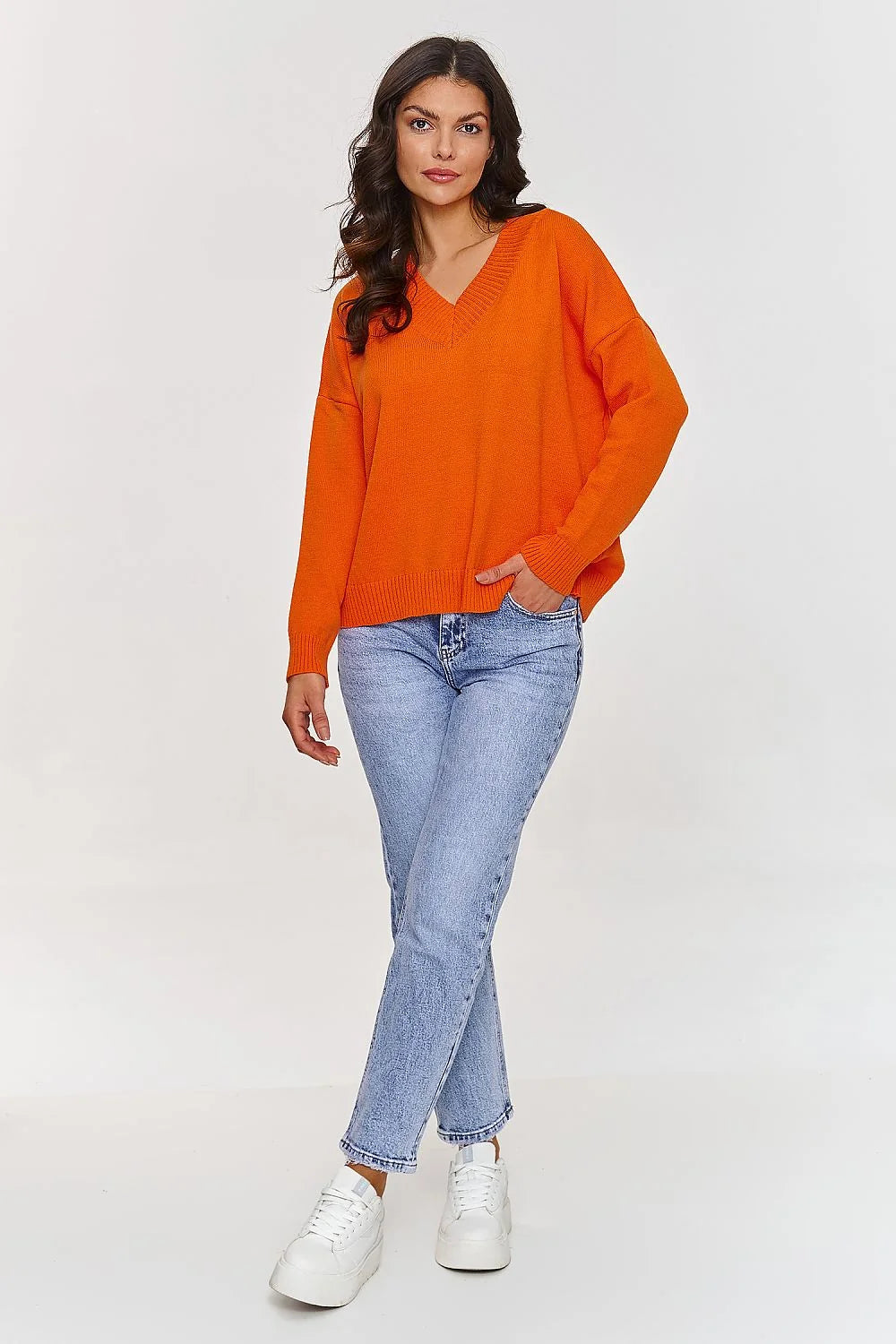Pull pour femme Chandail Makadamia viscose PBT col V longues manches oversize orange