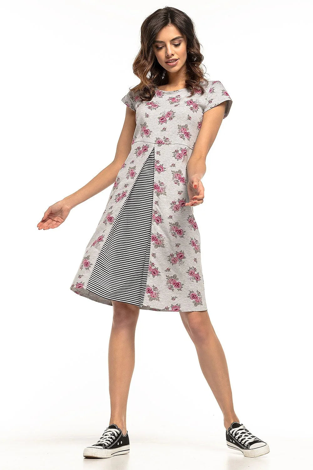 Robe de jour en tricot de coton doux élégante et confortable pour chaque occasion féminine