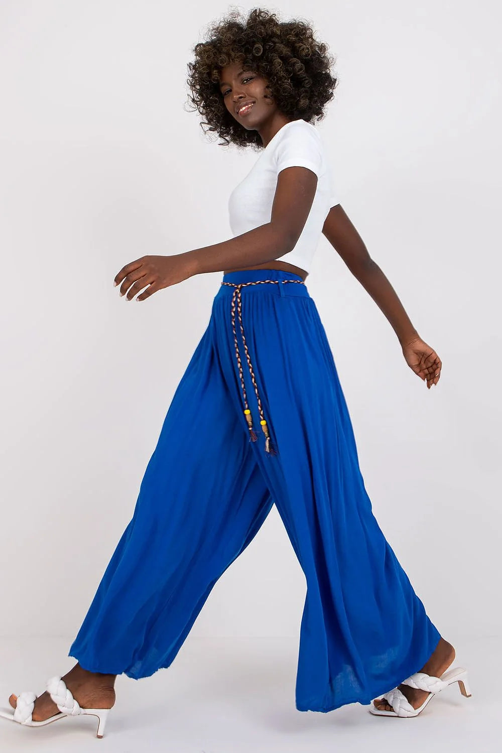 Ensemble féminin chic crop top et pantalon large femme noir ajusté confort matières douces