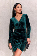 Robe de soirée élégante longue manches longues encolure V profond velours vert émeraude taille ajustée femme