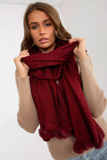 écharpe longue ajourée pompons fausse fourrure bordeaux rouge profond maille torsadée épaisse douce chaude oversize enveloppante hivernale acrylique