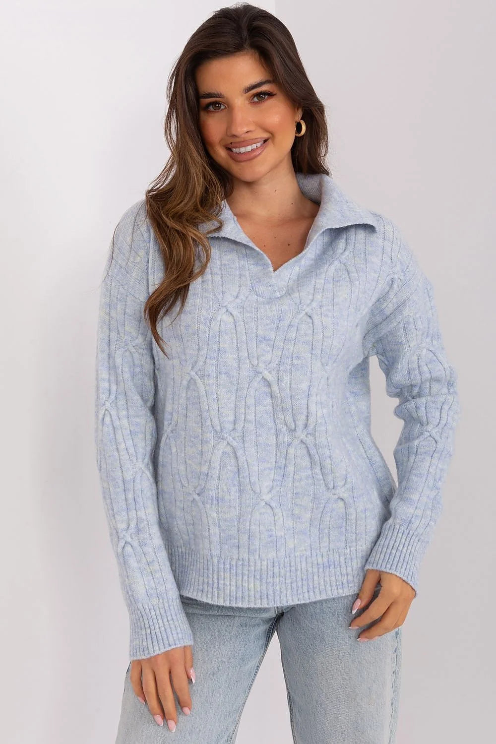 pull femme torsadé bleu pastel col plongeant manches longues coupe ample maille acrylique douce côtelée ourlet poignets hanches