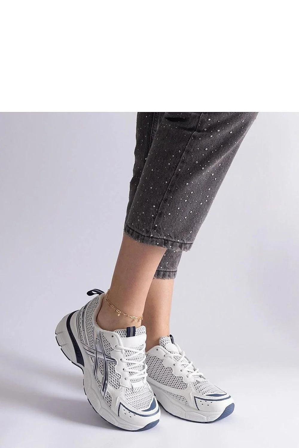 Baskets pour femmes, blanc, bleu marine, maille respirante, style sportif, confort, durabilité, quotidien, fitness, mode, baskets, sneakers, vêtements, femmes