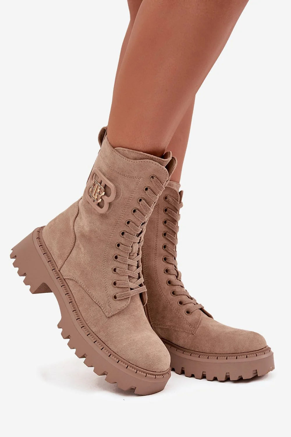 bottines femme montantes style worker urbain suédine taupe nude lacets fermeture éclair plateforme crantée antidérapante semelle talon bloc doublure douce