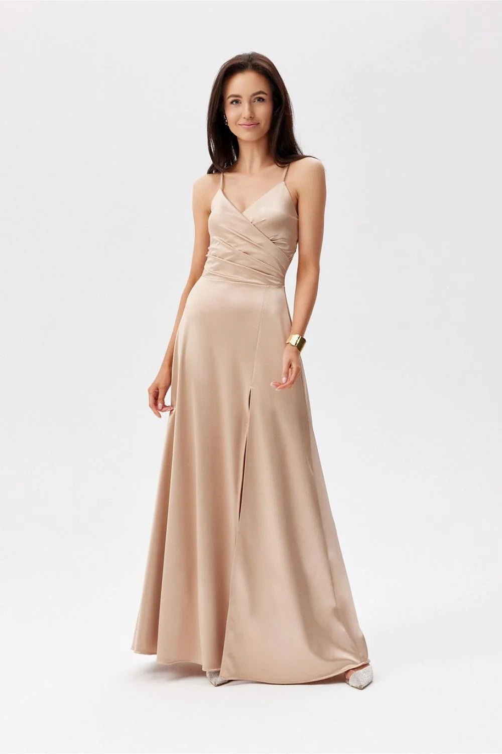 Robe élégante longue sans manches dos noué satiné beige champagne pour femme occasion spéciale