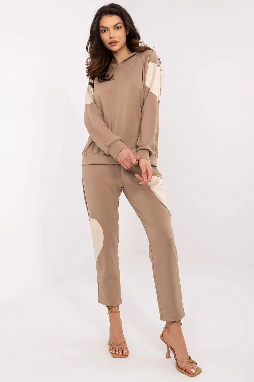 ItalyModa ensemble loungewear femme sweat capuche oversize manches longues jogpant tapered taille haute cheville taupe empiècements crème maille douce extensible