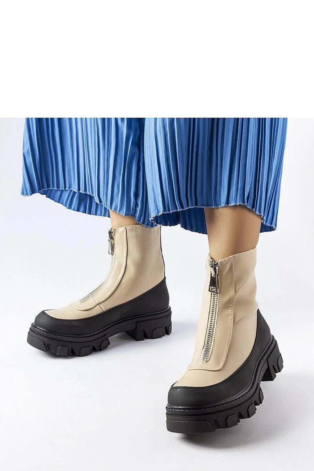 Bottines beige massives à fermeture éclair moderne, cuir lisse, semelle épaisse, femmes, hiver, style urbain, confortable