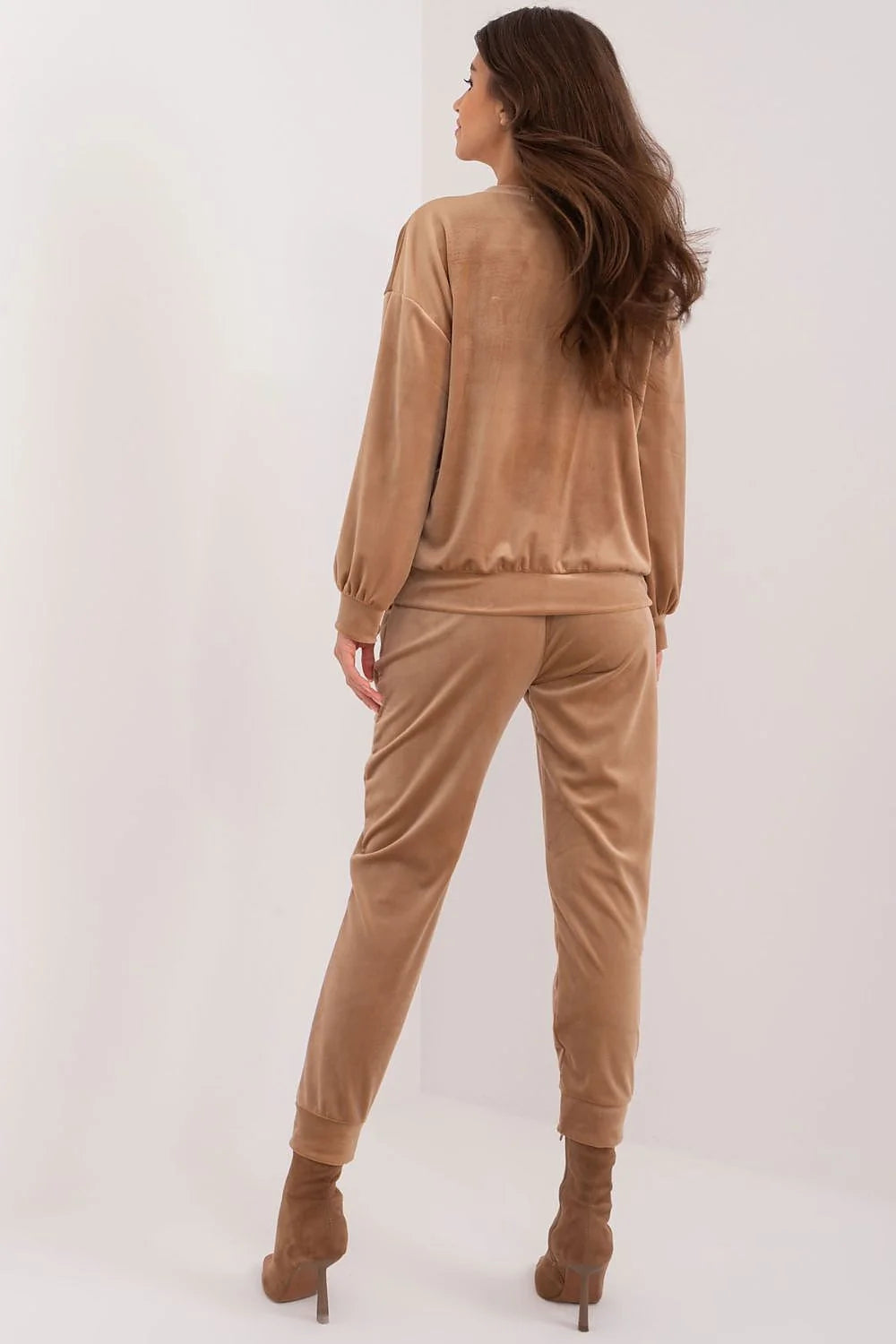Ensemble féminin en velours beige doré Italie Moda, sweatshirt et pantalon avec nœuds décoratifs, style décontracté et élégant
