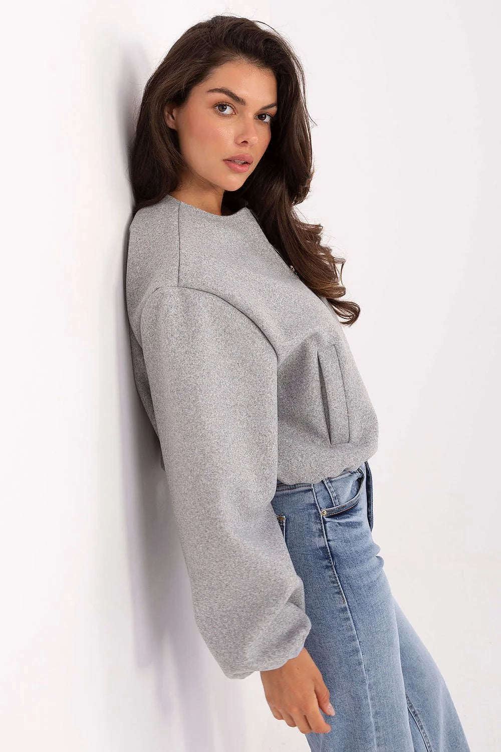 veste femme courte zippée bomber gris chiné coupe boxy oversize manches bouffantes élastiquées poches passepoilées fermeture métal doré