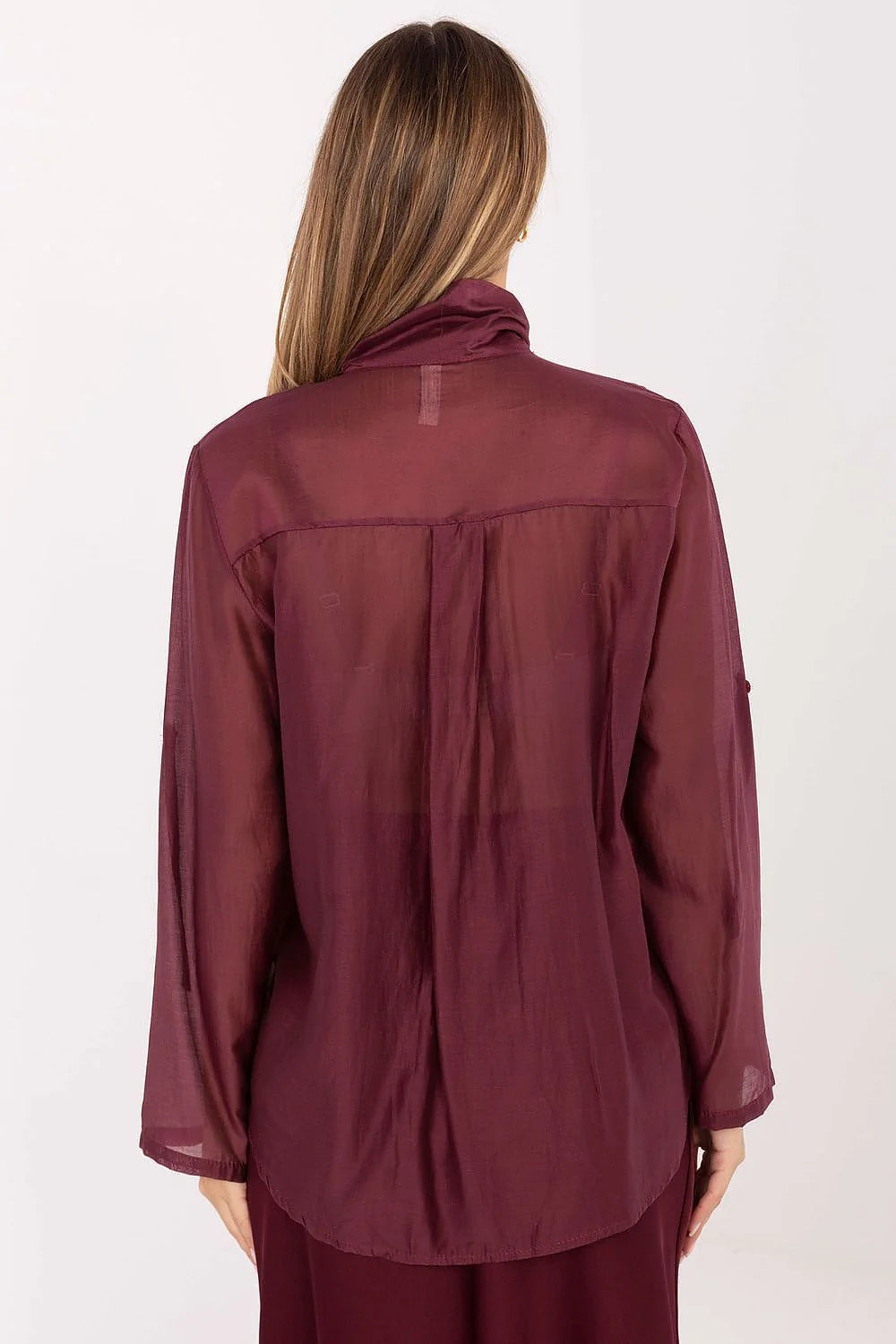 chemise bordeaux col lavallière manches longues tencel polyester doux respirant fluide drapé élégante boutonnée ajustée polyvalente bureau soirée confortable soyeuse