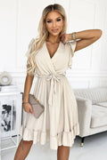 Robe de cocktail élégante moderne beige clair Encolure V plongeante manches courtes volants ceinture taille ajustable femmes