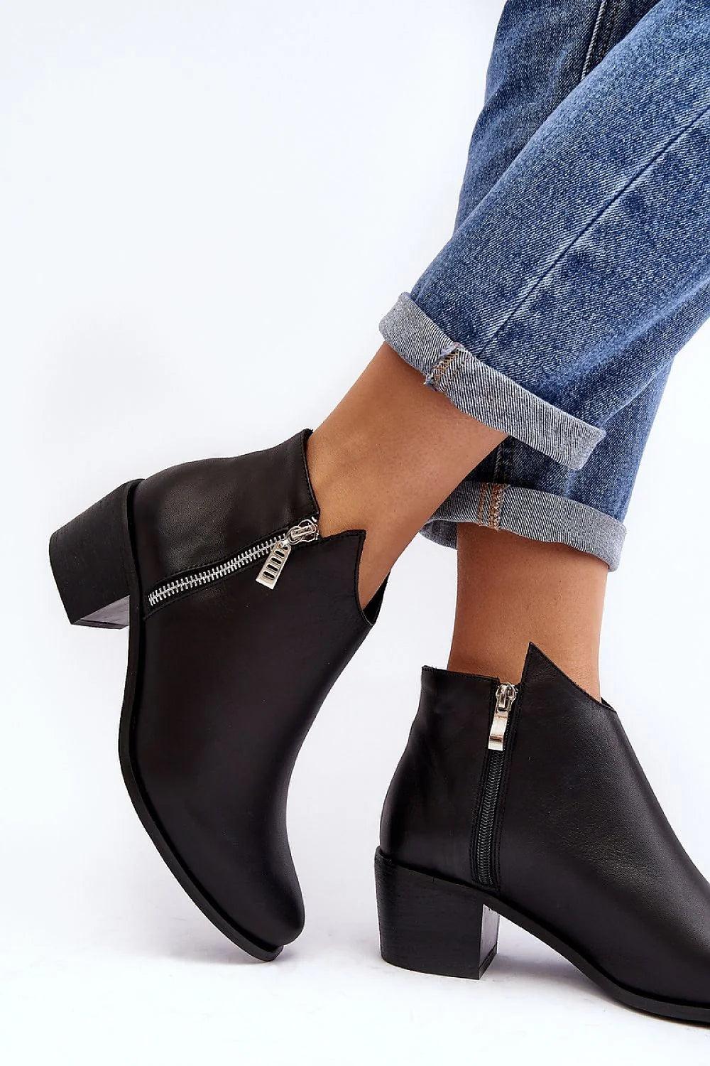 Bottines basses femmes cuir noir design élégant talon carré 5.5 cm zips latéraux confortable mode urbaine quotidien