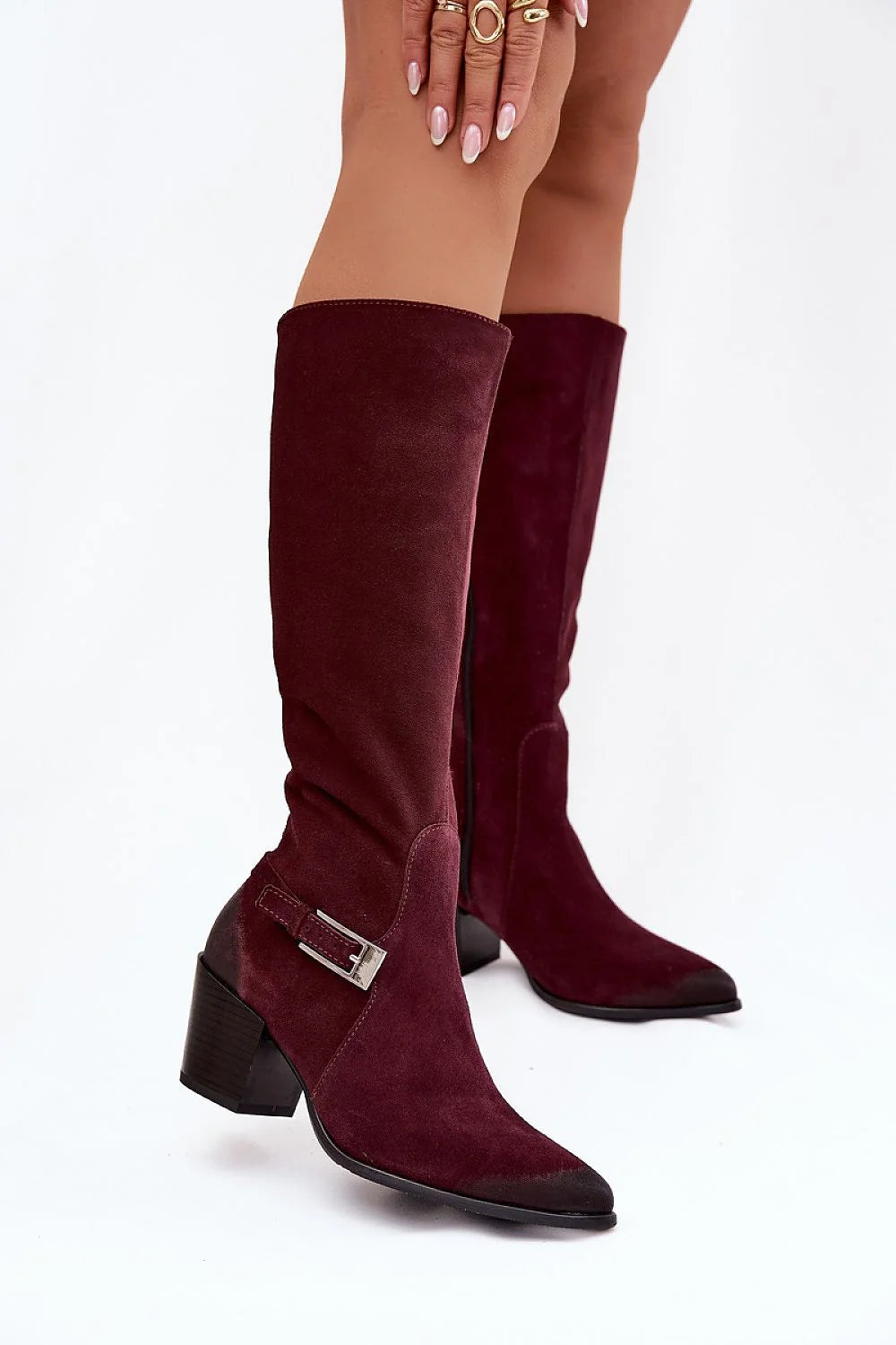 bottes hautes femme suède bordeaux bout pointu talon bloc six centimètres fermeture éclair boucle argentée doublure feutre chaleur élégantes confortables