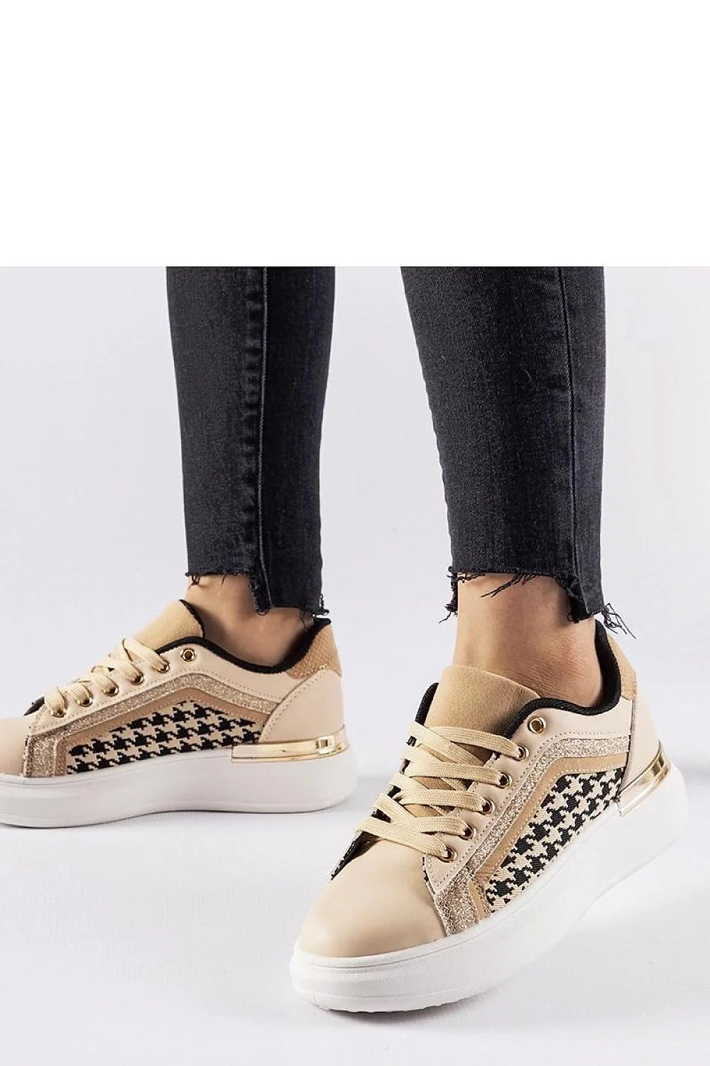 Baskets mode femme beige doré motif pied-de-poule cuir écolo moderne confort occasion city event