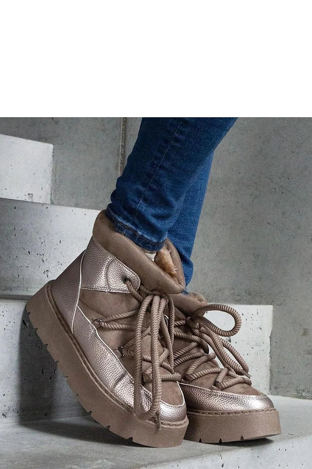 Bottes de neige Solea pour femme style moderne cuir écologique fourrure Sapphi plateforme doublée hiver élégance confortables
