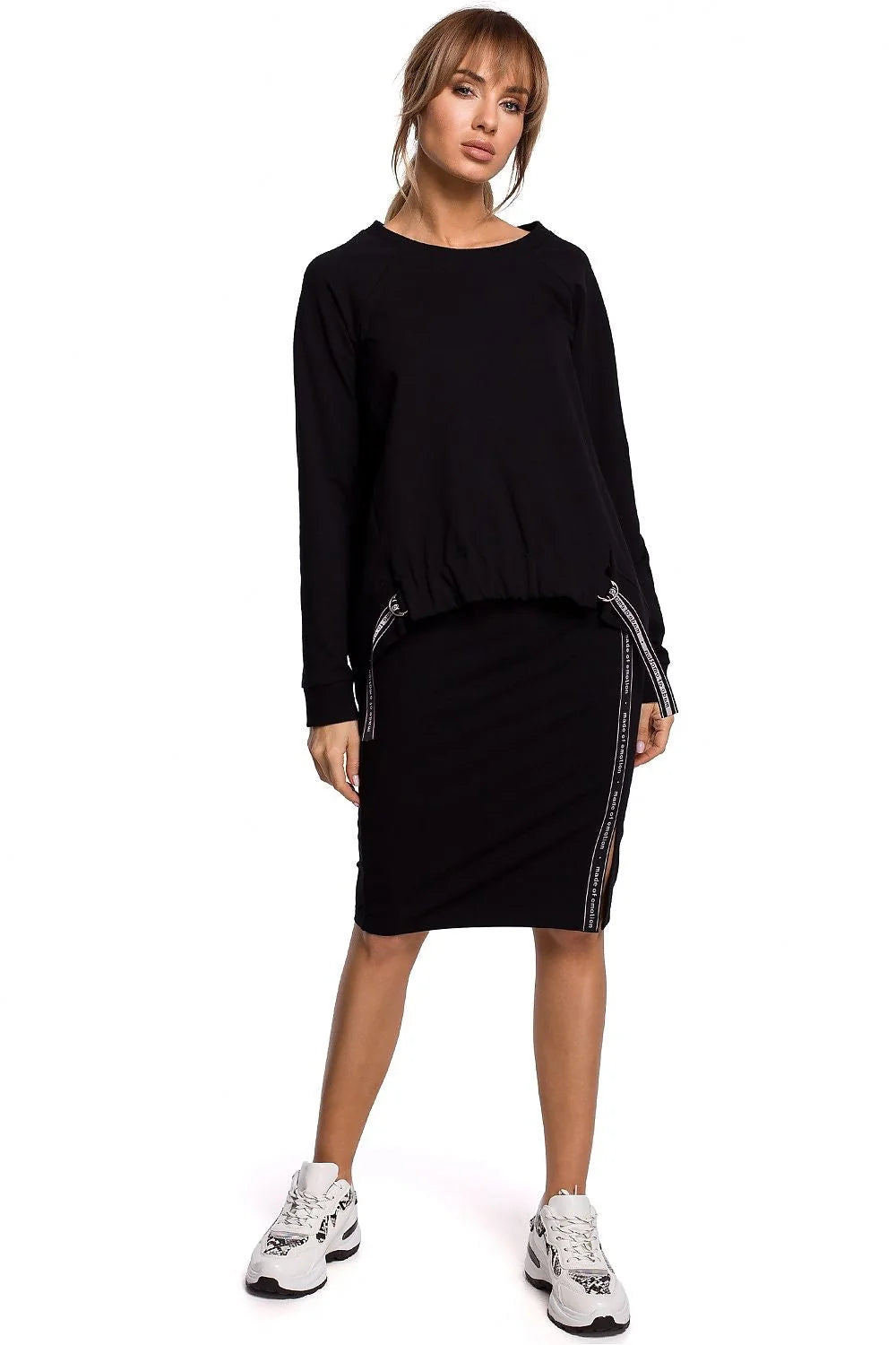 Ensemble jupe sweat coton élasthanne noir style sportif décontracté pour femmes modernes confort élégant