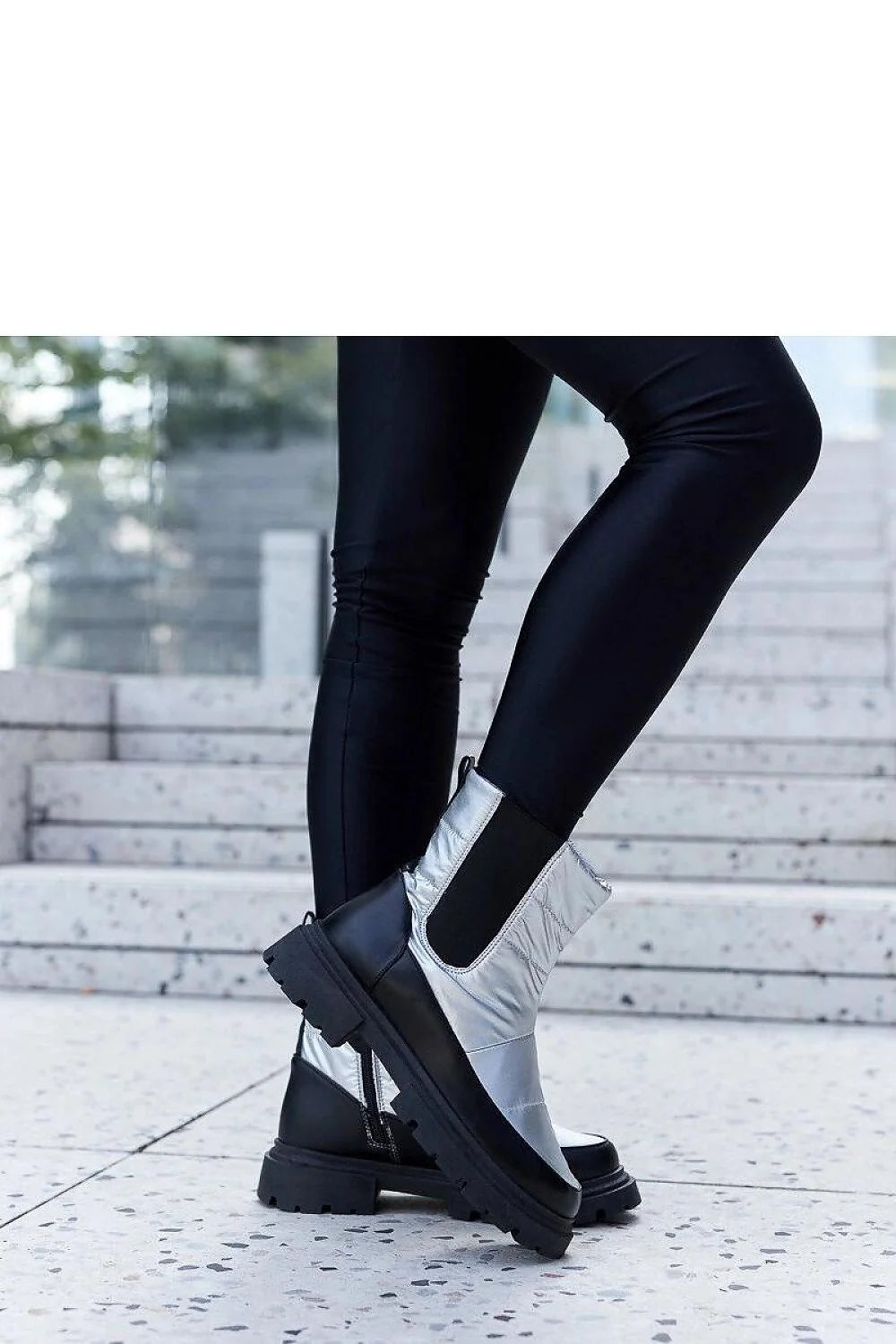 Bottes métalliques pour femmes, design moderne et audacieux, hiver 2023, Urban style, cuisse, élastique, fermeture éclair latérale, semelle caoutchouc, tendance, mode, vêtements, confort