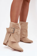 bottines talon compensé beige suédine écologique bout pointu tige mi mollet plissé bride boucle carrée métal argenté bohème chic