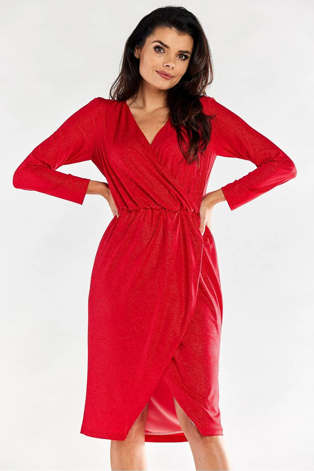Robe de soirée élégante longue manches longues encolure V croisée taille ajustable tissu métallisé rouge vif femme
