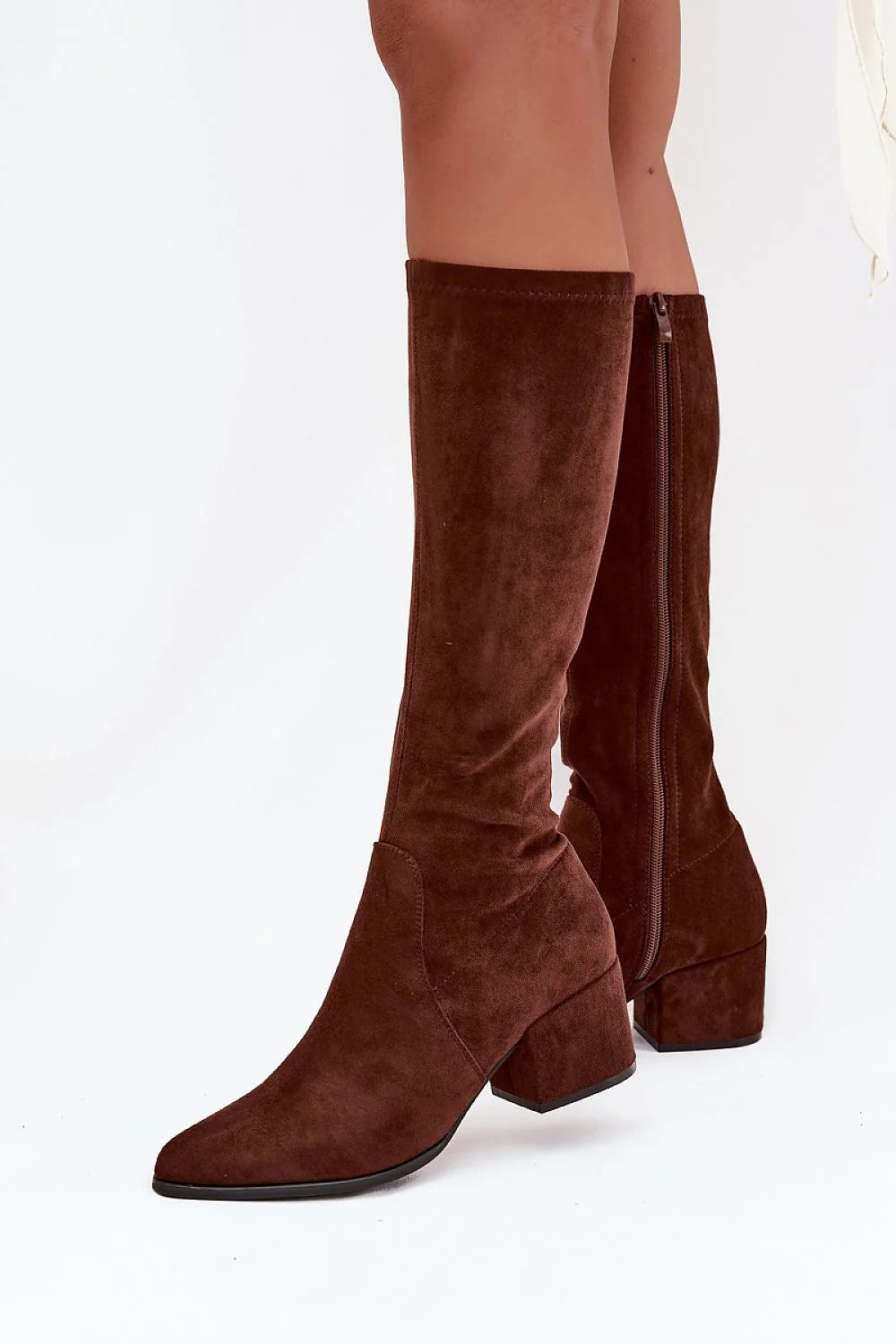 bottes montantes femme suédine écologique marron bout pointu talon bloc 6cm tige 36cm fermeture éclair fourrure confort chaud polyvalente élégante
