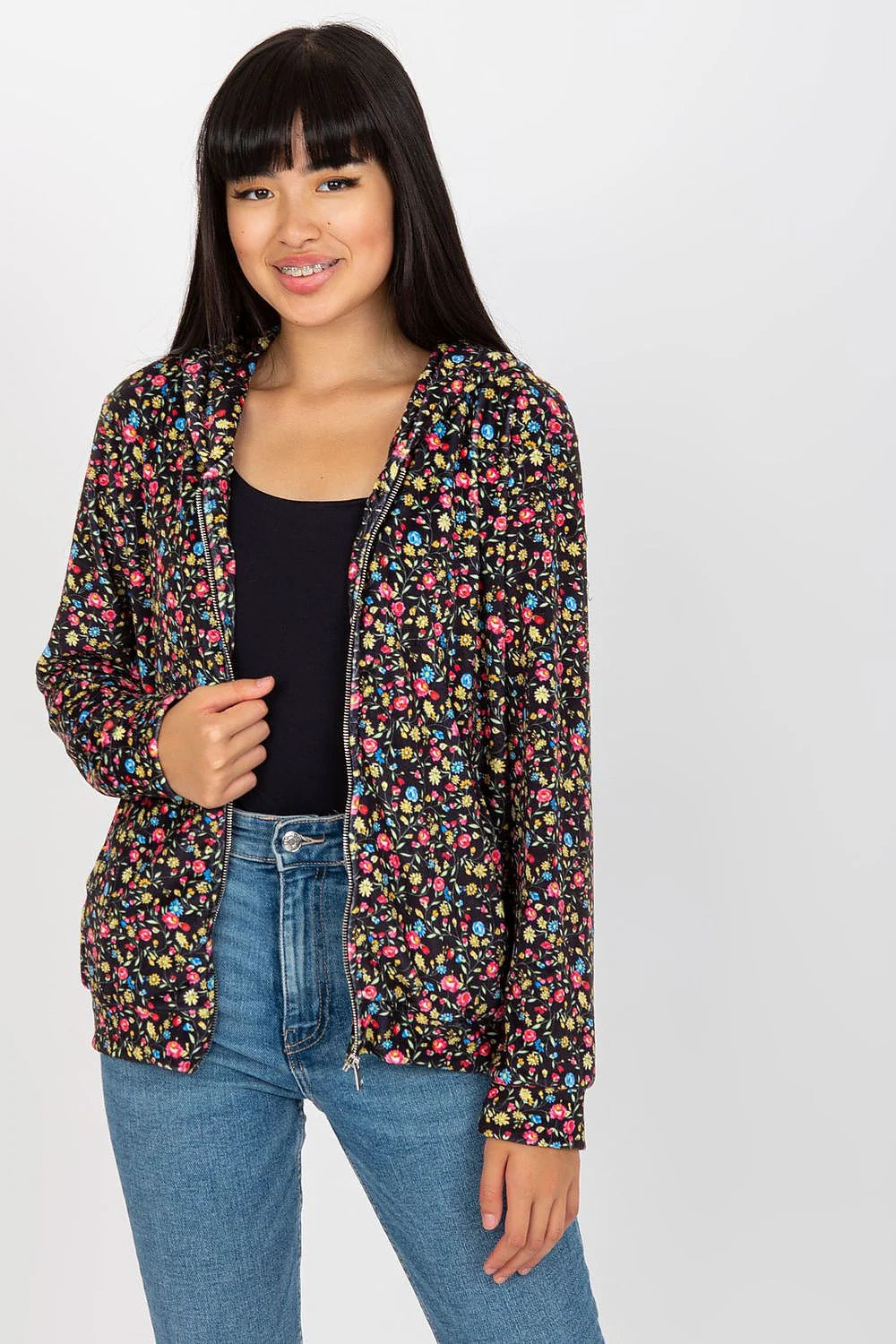 blouson floral femme zippé casual polyester bleu marine motifs floraux roses rouges blancs coupe droite hanches manches longues ajustées