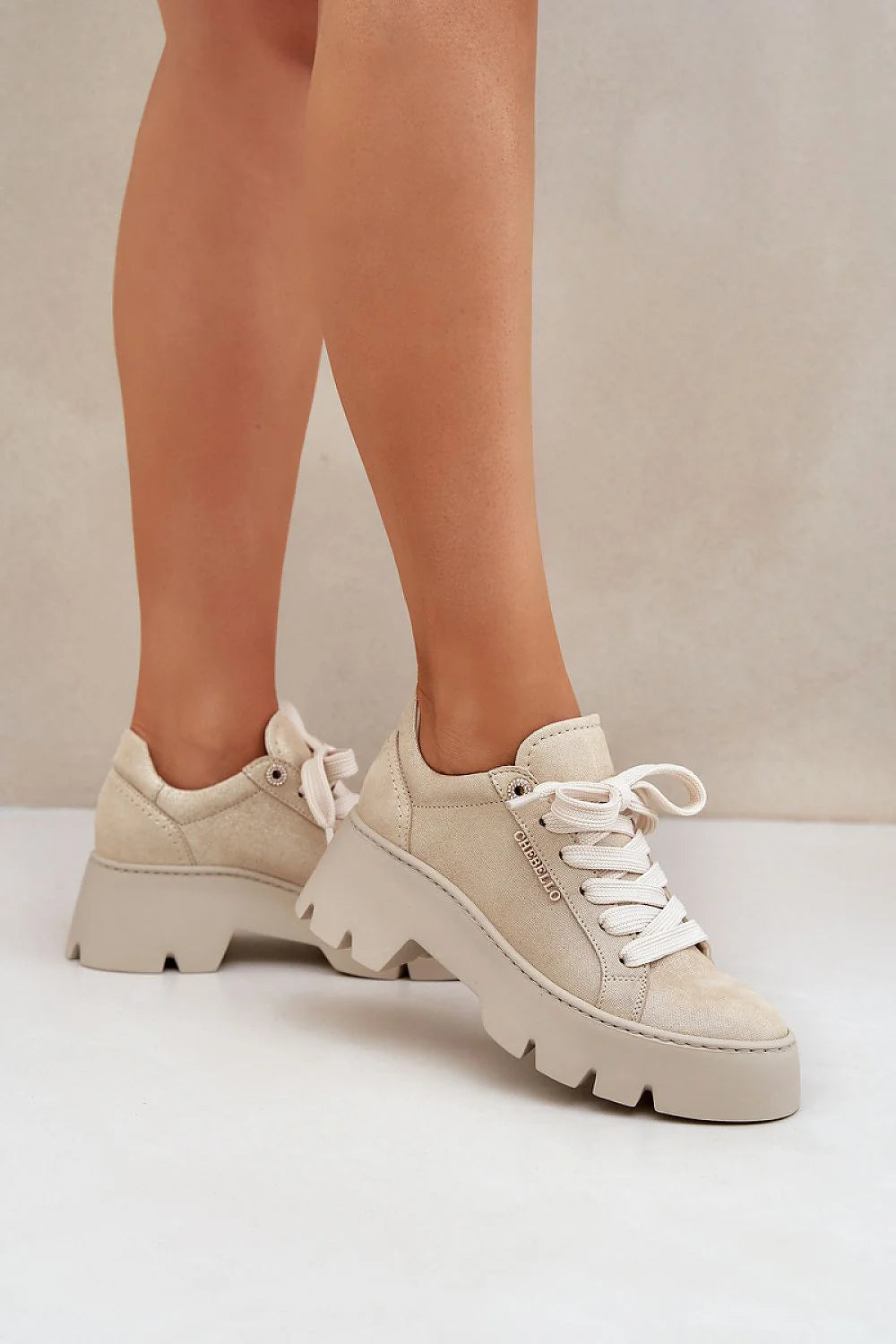 Chaussures de sport Step in style pour femmes cuir naturel semelle épaisse style sport-chic beige clair élégance polyvalente confort quotidien