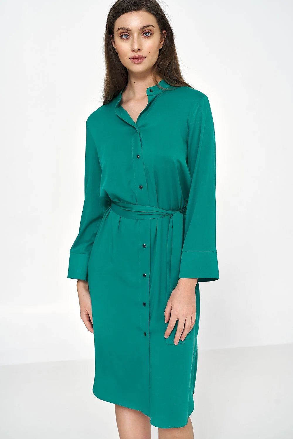 Robe chemise femme longue manches longues verte éclatante coupe droite ceinture intégrée col Mao
