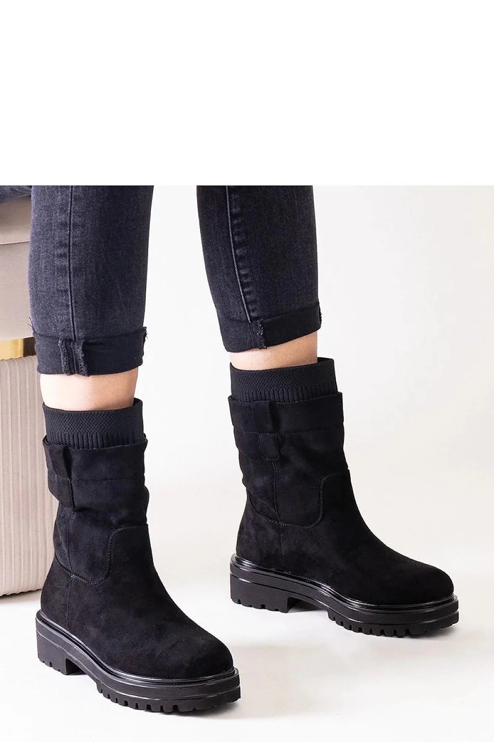Bottes femmes cuir suédé noir style casual moderne montantes mollet côtelé confortable occasion quotidienne