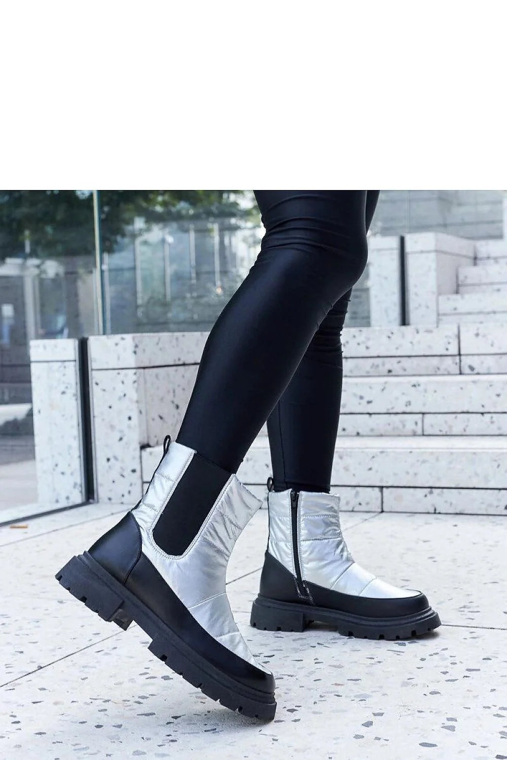 Bottes métalliques pour femmes, design moderne et audacieux, hiver 2023, Urban style, cuisse, élastique, fermeture éclair latérale, semelle caoutchouc, tendance, mode, vêtements, confort