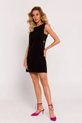 Robe de jour élégante sans manches couleur noire coupe A finitions minimalistes mode femme Pologne