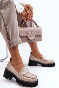 Mocassins femmes style urbain cuir écologique talon plat plateforme clous sac assorti printemps automne