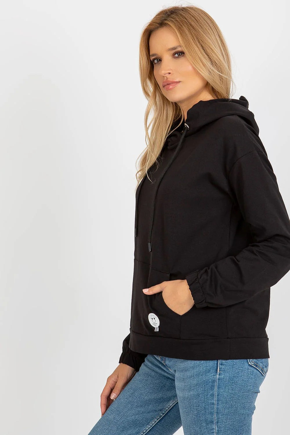 Sweatshirt Relevance hoodie femme capuche coton doux couleur noire style casual manches longues poche kangourou