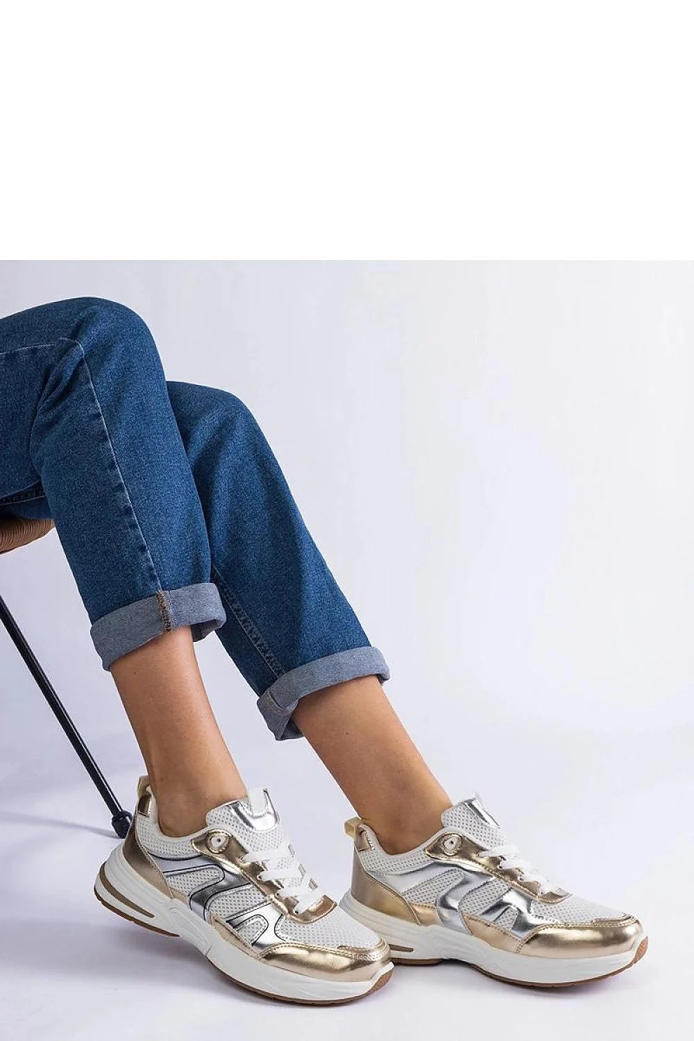 Baskets sport élégantes pour femmes tissu maille blanc doré argenté fermeture lacets amorti confortable occasion quotidienne