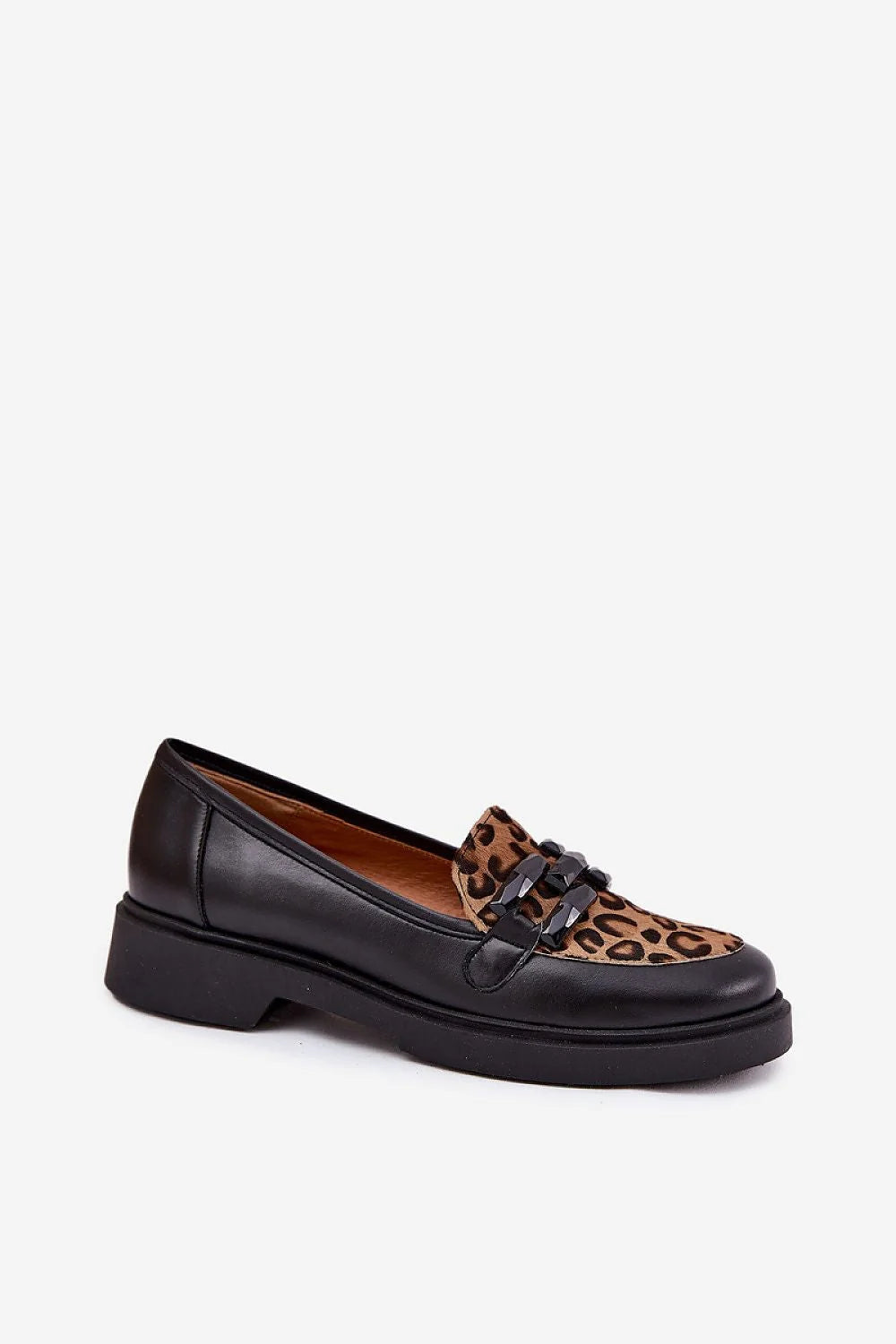Mocassins élégance confort cuir femmes motif léopard chaîne semelle épaisse design traditionnel moderne tenues décontractées formelles bout arrondi ouverture basse