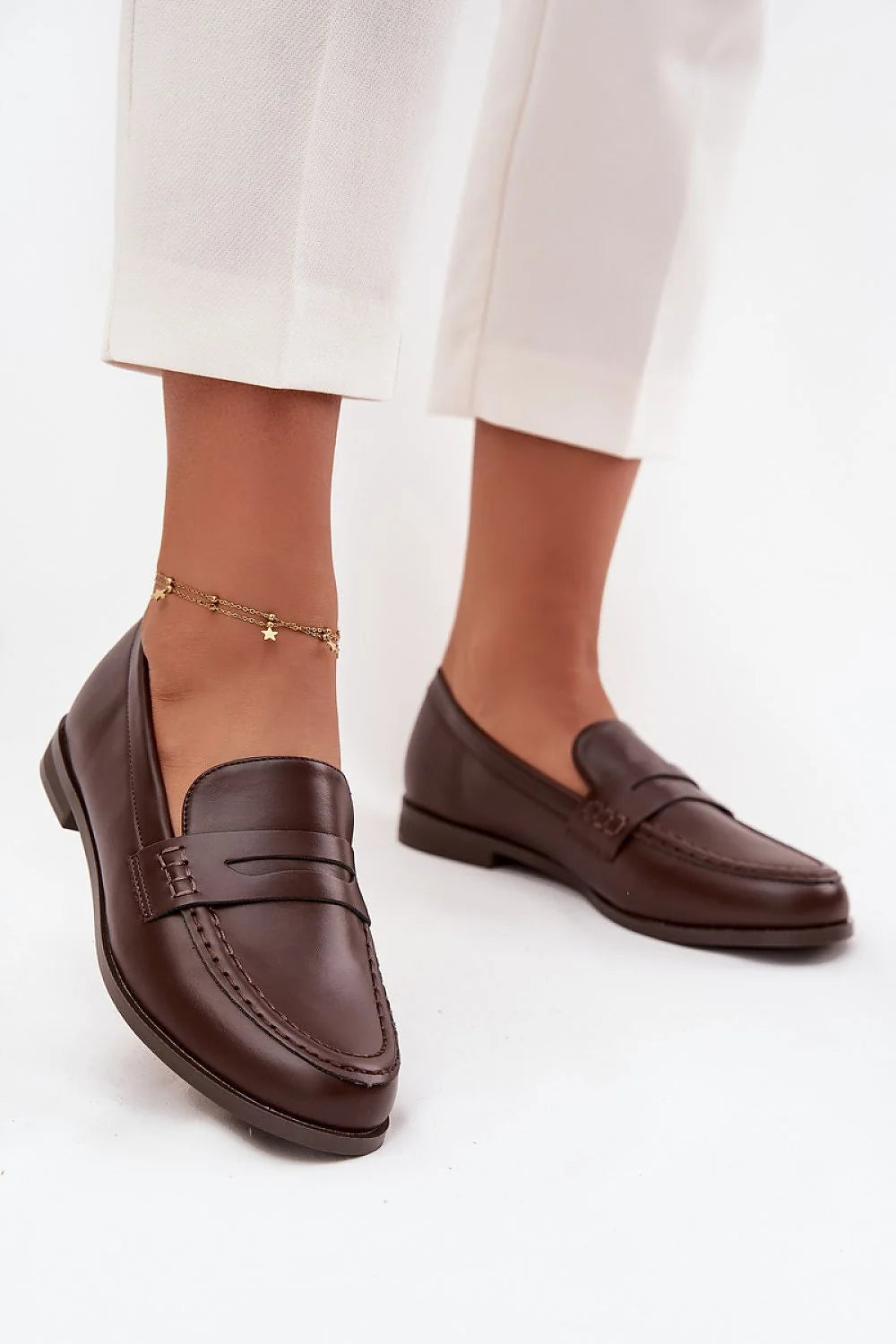 mocassins femme simili cuir brun foncé loafers penny bout rond surpiqué bride slipon talon bas semelle plate confortable
