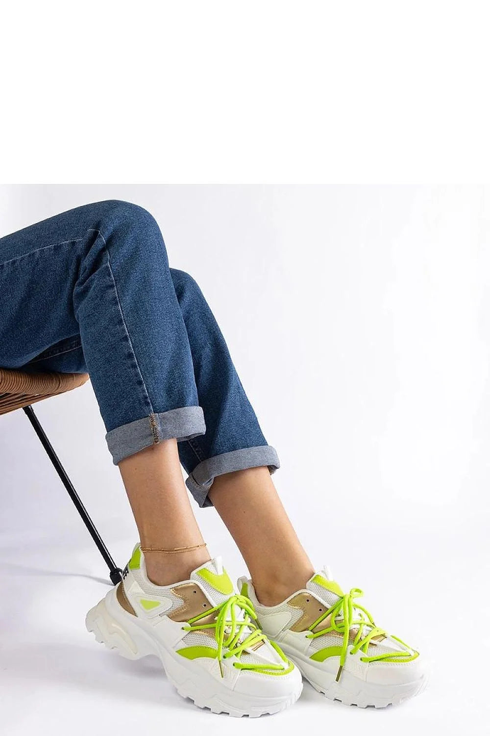 baskets Solea femme chunky plateforme crantée oversize blanc beige néon vert mesh respirant cuir synthétique amortissante